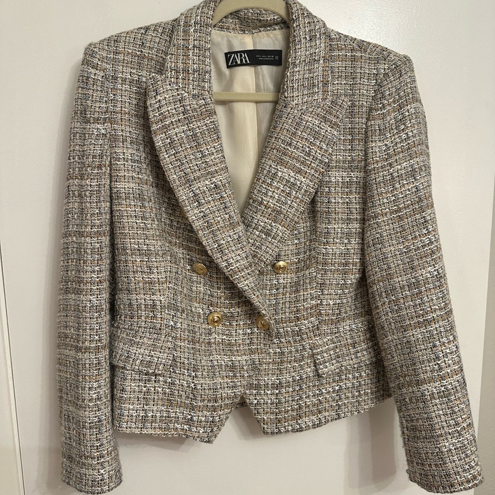 Zara Women's Tweed Double-Breasted Blazer with matching skirt size large
